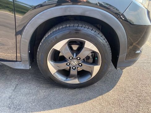 Used 2018 Honda HR-V EX image 11