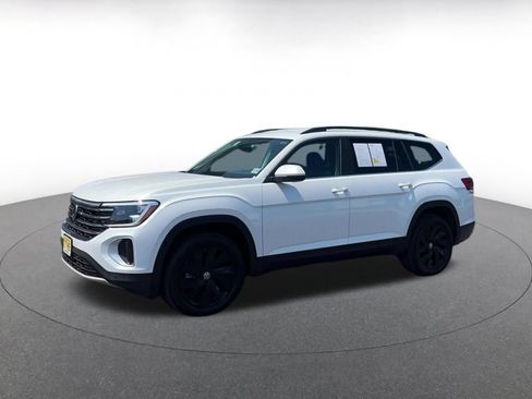 Used 2026 Volkswagen Atlas SE AWD/4WD image 6