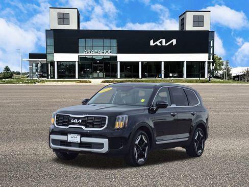 Certified 2024 Kia Telluride S w/ S Sunroof Package image 5