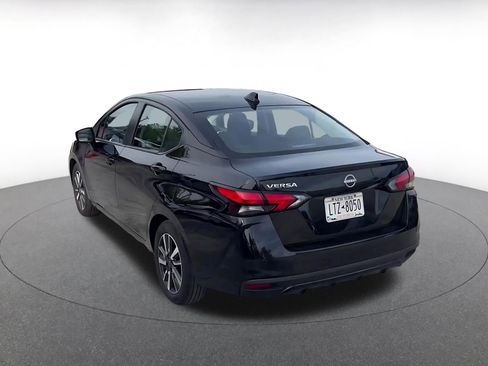Used 2025 Nissan Versa SV FWD image 11