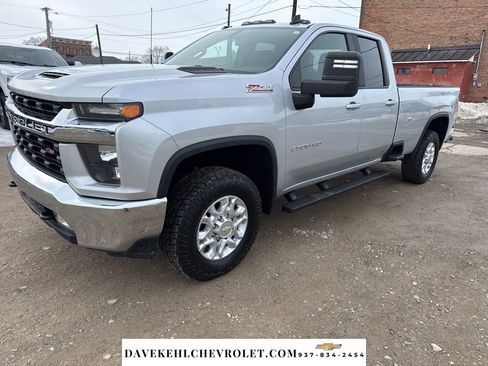 Used 2021 Chevrolet Silverado 2500 LT w/ Convenience Package image 1