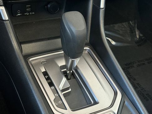 Used 2023 Subaru Forester Premium image 22