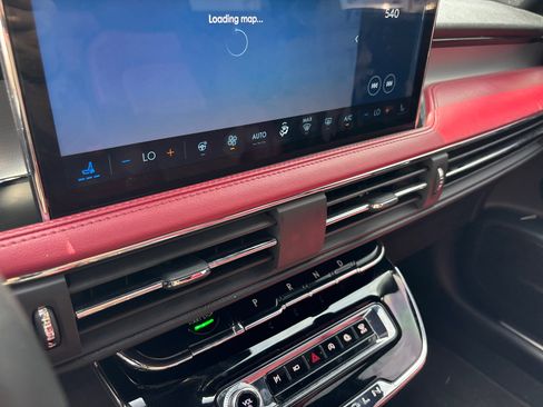 Certified 2025 Lincoln Corsair Reserve AWD/4WD image 21