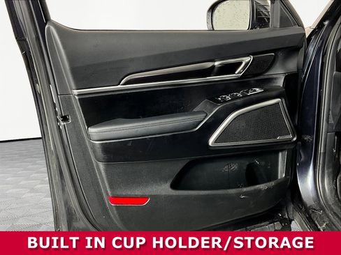 Used 2024 Kia Telluride S AWD/4WD image 17