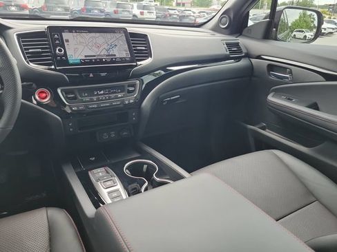 Certified 2026 Honda Ridgeline Black Edition image 30