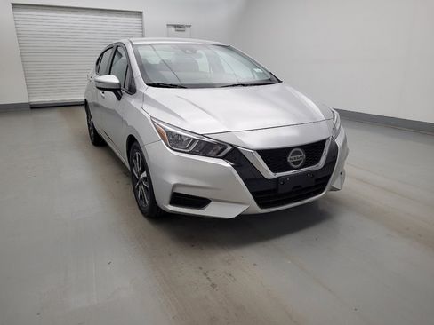 Used 2021 Nissan Versa SV image 14
