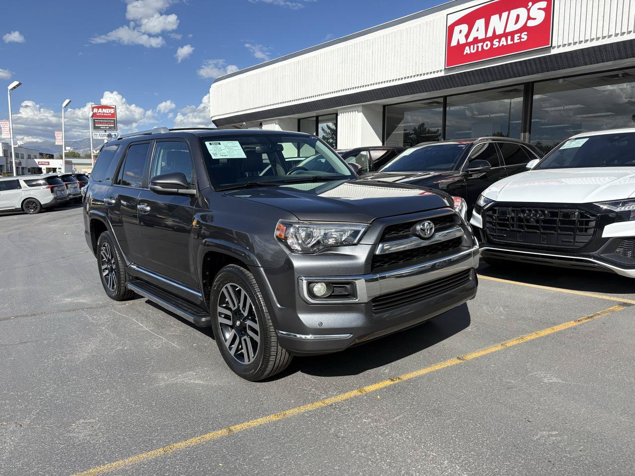 Used 2018 Toyota 4Runner Limited AWD/4WD image 2