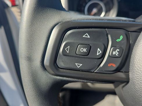 Used 2024 Jeep Wrangler Sport S image 25