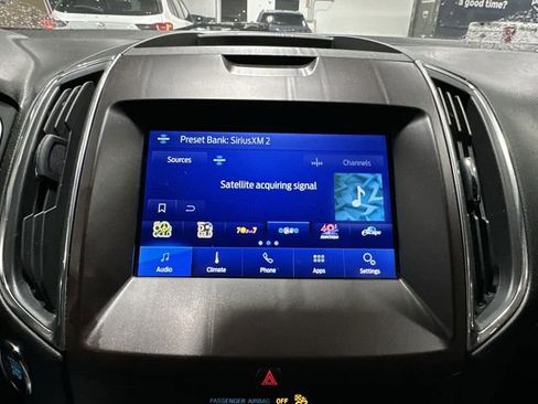 Used 2020 Ford Edge ST image 16