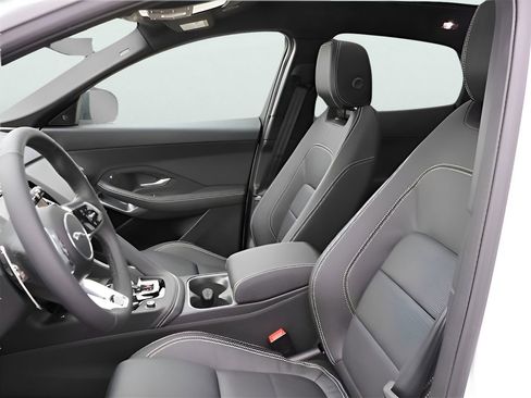 Used 2024 Jaguar E-PACE R-Dynamic SE image 46