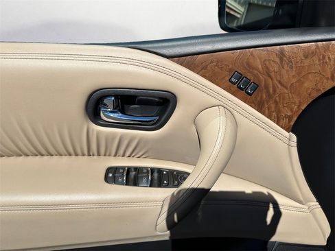 Used 2023 Nissan Armada SL image 23