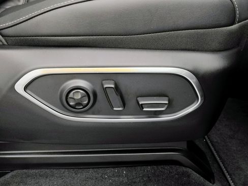 New 2026 Jeep Grand Wagoneer Limited AWD/4WD image 26