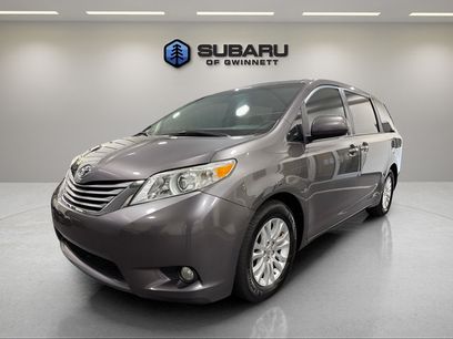 Used 2017 Toyota Sienna XLE Premium