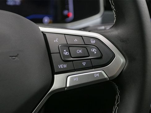 New 2025 Volkswagen Taos SEL image 23