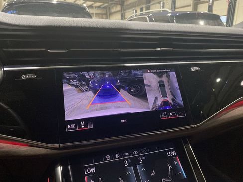 Used 2025 Audi Q7 3.0T Premium Plus w/ Premium Plus Package image 2