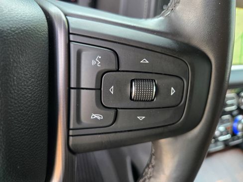 Used 2024 GMC Yukon Denali Ultimate AWD/4WD image 13