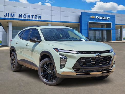 New 2026 Chevrolet Trax ACTIV FWD image 1