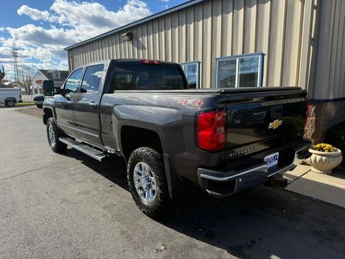 Used 2016 Chevrolet Silverado 2500 LTZ w/ LTZ Plus Package image 6