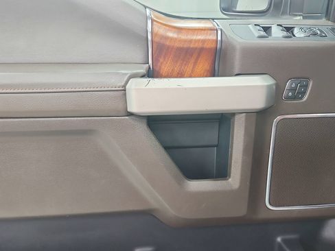 Used 2019 Ford F250 King Ranch w/ King Ranch Ultimate Package AWD/4WD image 41