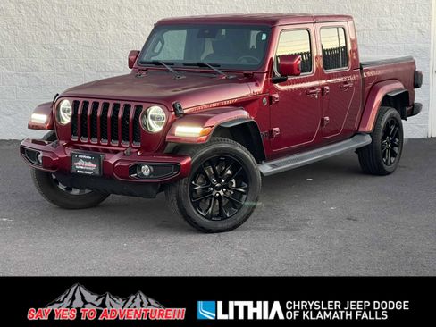 Used 2021 Jeep Gladiator Overland image 1