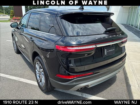 Certified 2025 Lincoln Corsair AWD w/ Equipment Group 101A image 4