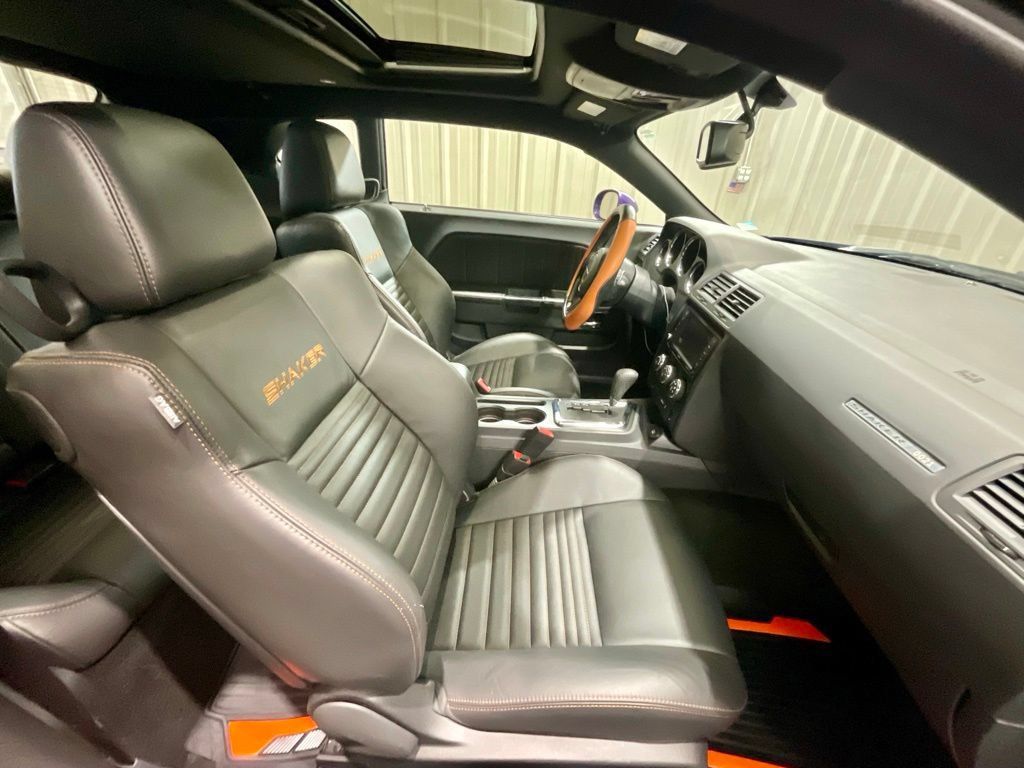 Used 2014 Dodge Challenger R/T RWD image 17