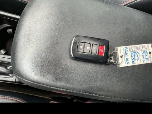Used 2018 Toyota RAV4 SE w/ Power Extra Value Package AWD/4WD image 29