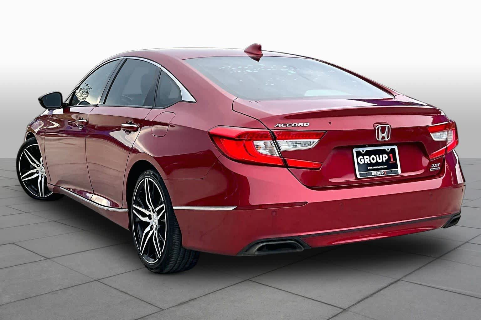 Used 2021 Honda Accord Touring image 10