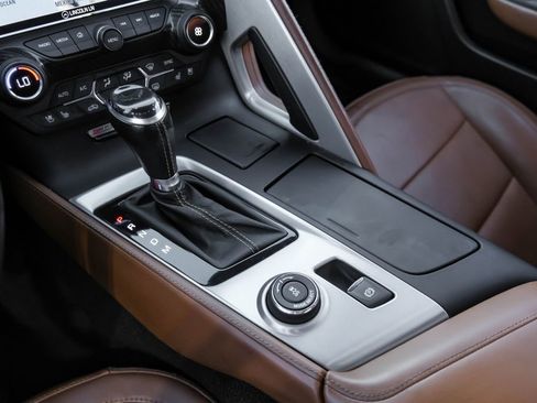 Used 2016 Chevrolet Corvette Z06 w/ 3LZ Preferred Equipment Group image 23