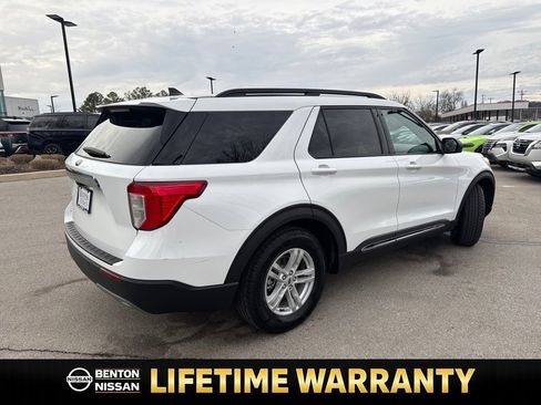 Used 2024 Ford Explorer XLT w/ Equipment Group 202A image 8