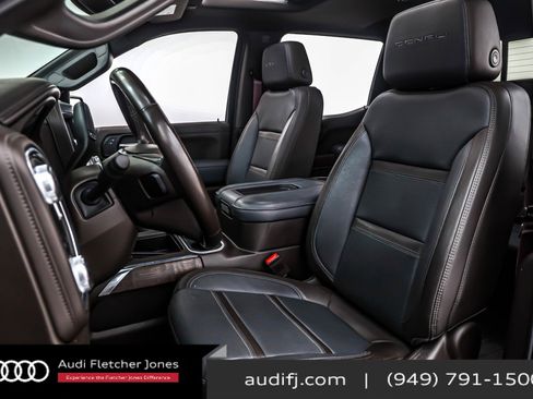 Used 2022 GMC Sierra 1500 Denali w/ Denali Premium Package image 17