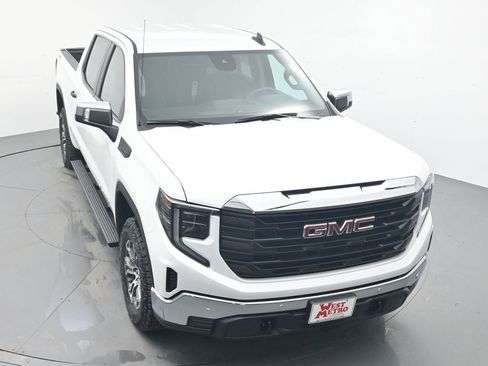 New 2026 GMC Sierra 1500 Pro w/ Pro Value Package image 4