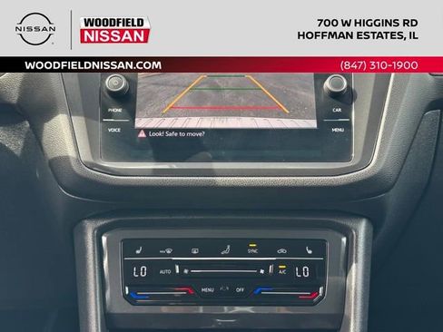 Used 2022 Volkswagen Tiguan SE image 33