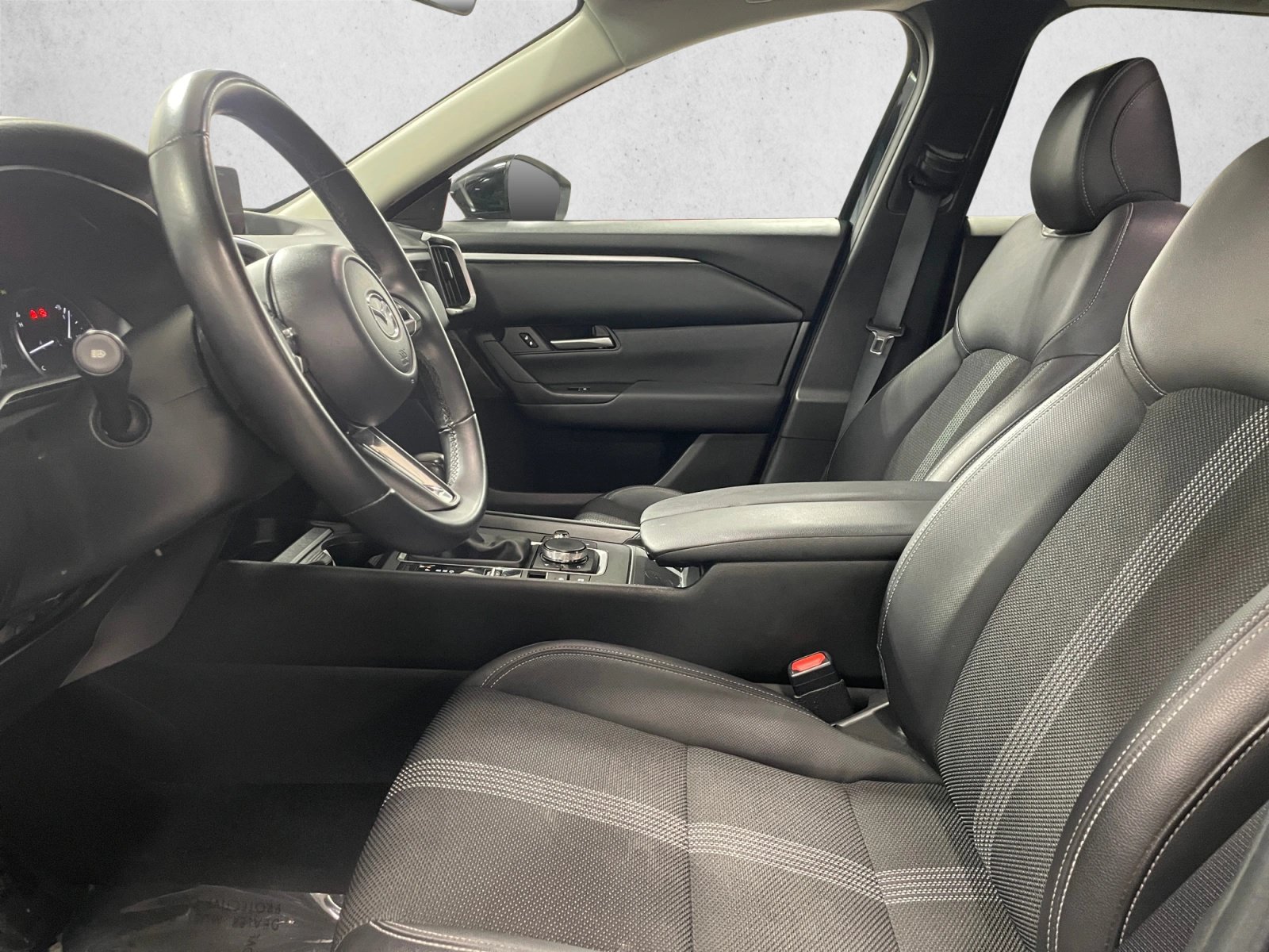 Used 2025 MAZDA CX-50 AWD 2.5 S w/ Preferred Package image 11