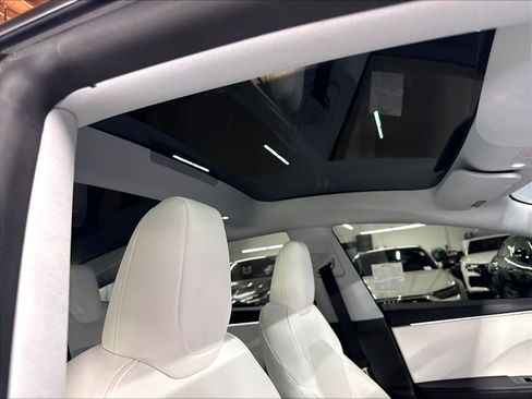 Used 2025 Tesla Model 3 RWD image 23
