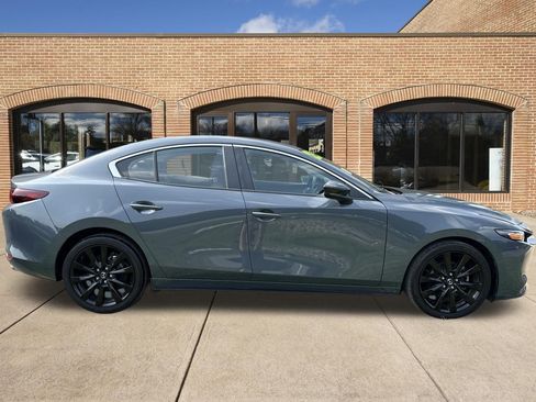 Used 2023 MAZDA MAZDA3 s AWD/4WD image 2