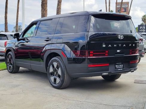 New 2026 Hyundai Santa Fe SE FWD image 2