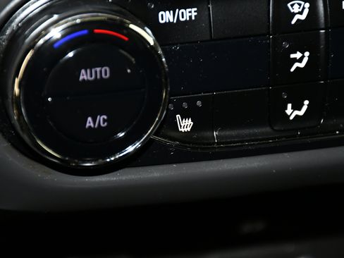 Used 2021 Chevrolet TrailBlazer RS w/ Sun and Liftgate Package image 30