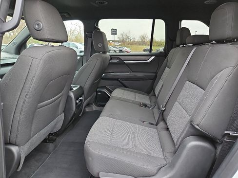 Certified 2025 GMC Acadia Elevation image 10