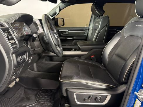 Used 2022 RAM 1500 Laramie w/ Sport Appearance Package AWD/4WD image 19