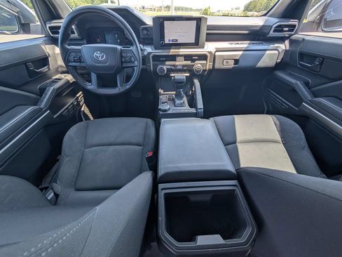 Used 2024 Toyota Tacoma SR5 AWD/4WD image 27