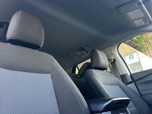 Used 2023 Ford Explorer XLT image 19