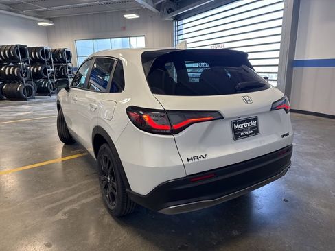 New 2026 Honda HR-V Sport image 7