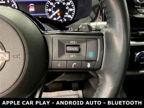 Used 2022 Nissan Pathfinder SV AWD/4WD image 12