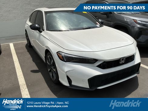 Used 2025 Honda Civic Sport Touring image 1