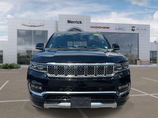 Used 2022 Jeep Grand Wagoneer Series I AWD/4WD video 3
