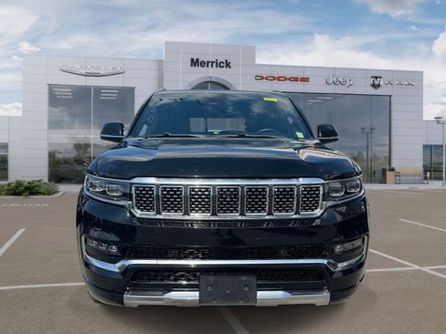 Used 2022 Jeep Grand Wagoneer Series I AWD/4WD image 3