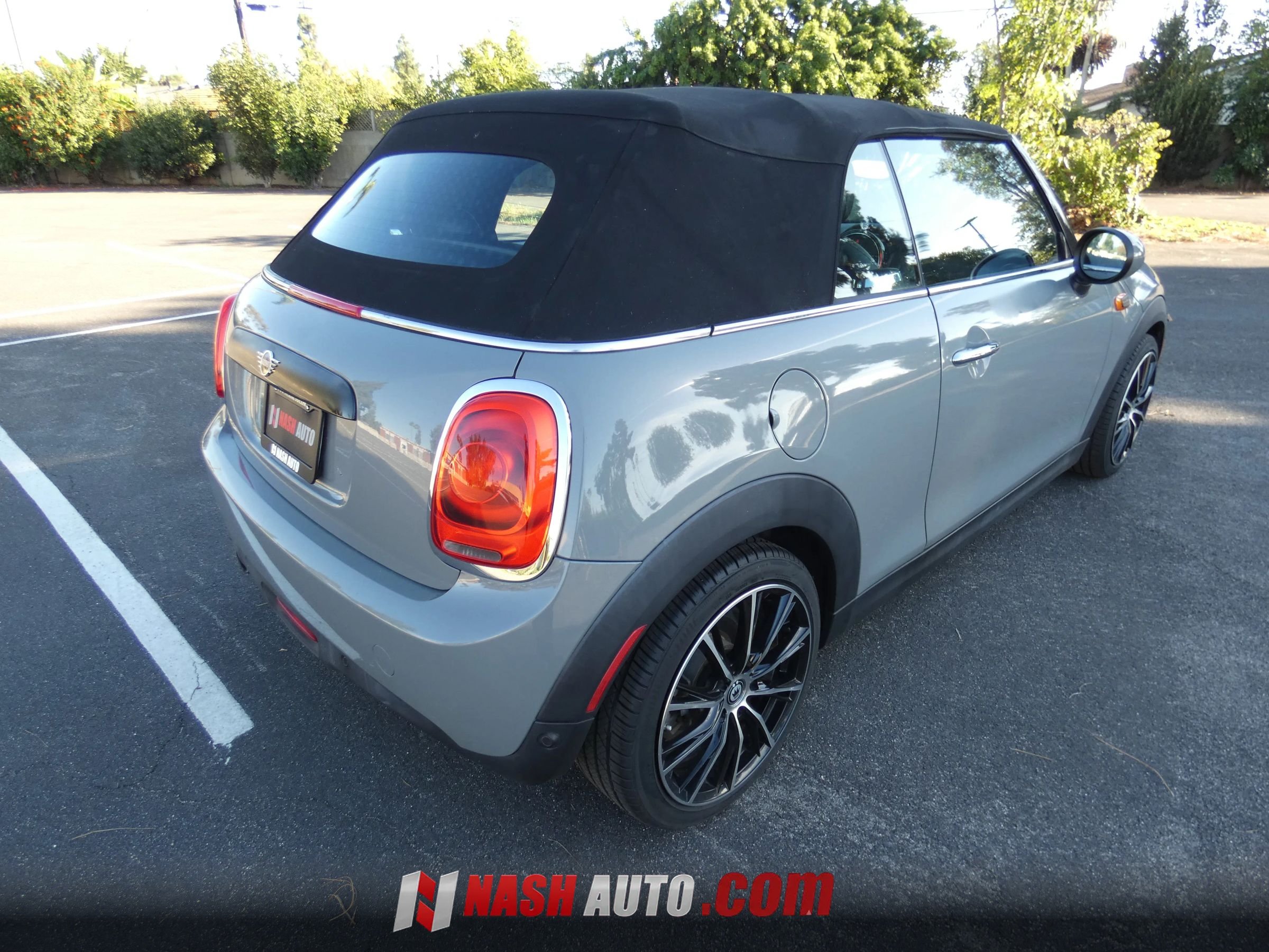 Used 2019 MINI Cooper Convertible FWD image 59