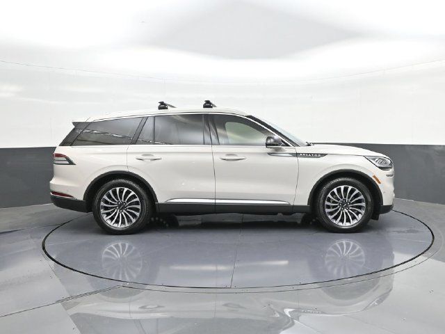Used 2023 Lincoln Aviator Reserve w/ Equipment Group 201A RWD image 26