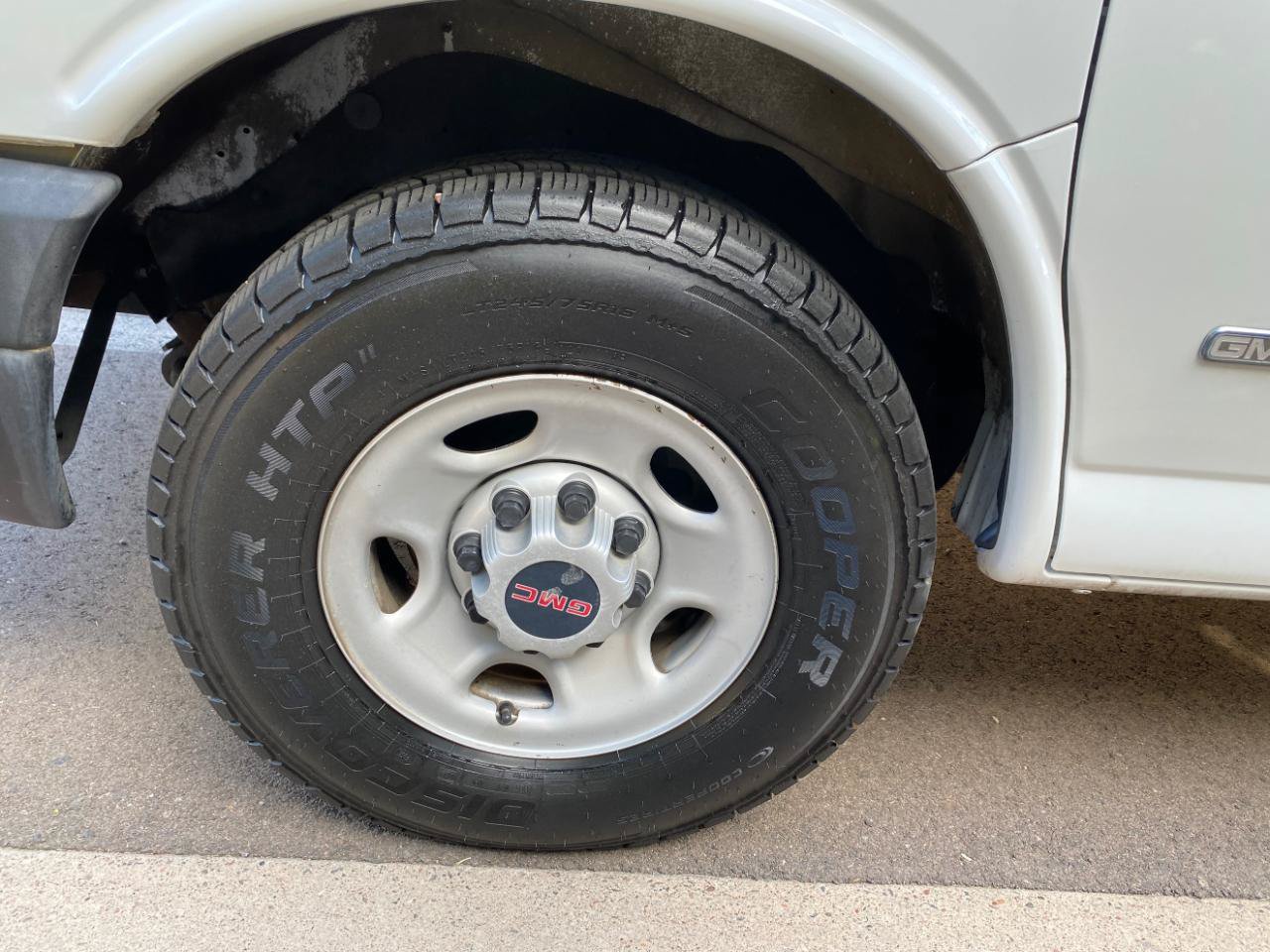 Used 2006 GMC Savana 2500 Extended RWD image 20